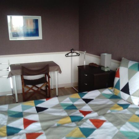 Apartamento Les Couesnons Pontorson Exterior foto